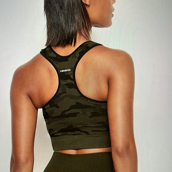 Leonisa Shapewear Comfy Compression Seamless Reversible Sports Bra - Picture 3 of 8